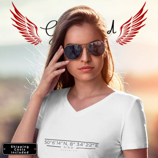 Frankfurt Nied V-Neck Shirt mit minimalistischem Frontprint – Gudekind Local Pride