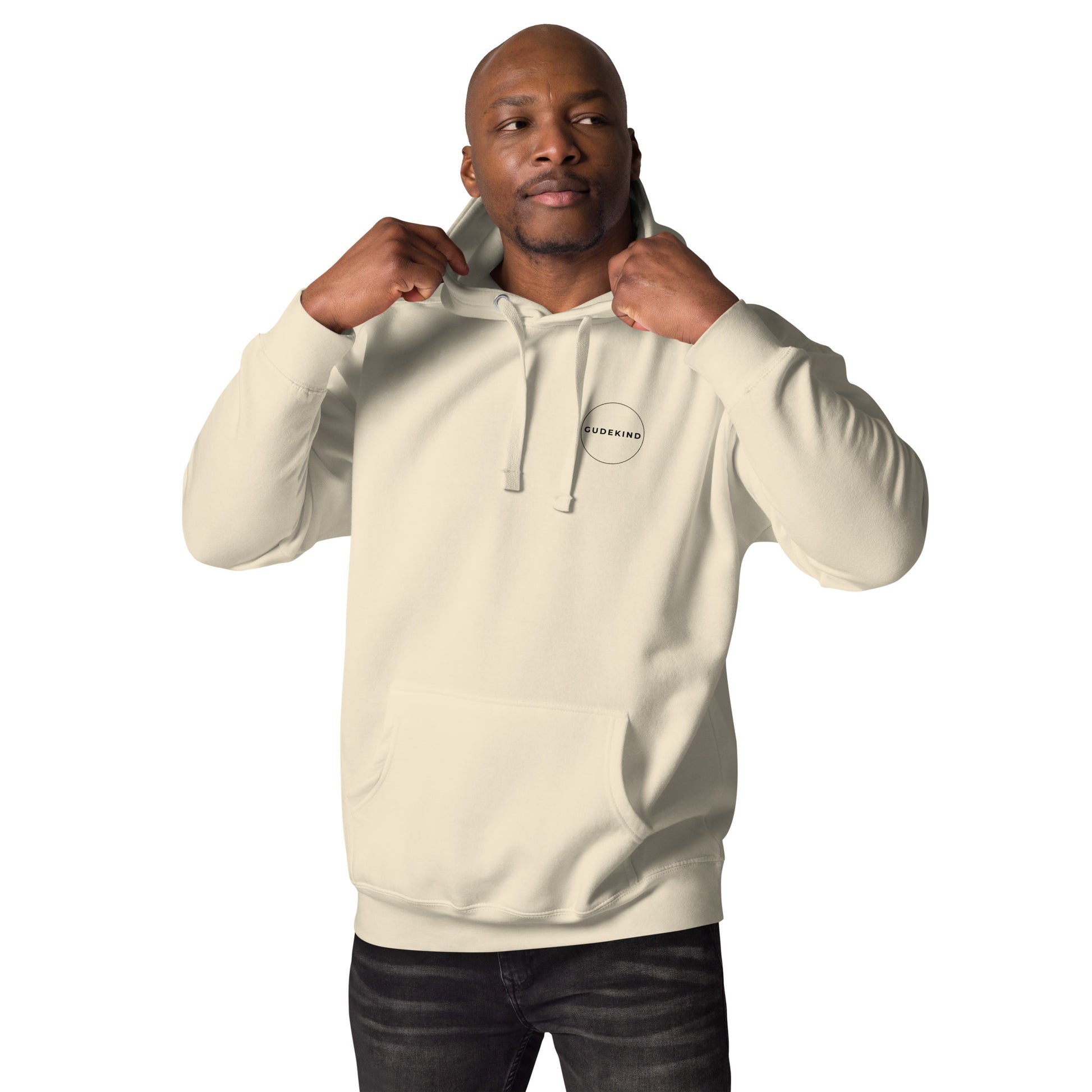 Gudekind Alt-Sachsenhausen Hoodie mit Markenlogo Front und Koordinaten Backprint, minimalistisches Frankfurt Stadtteil Design