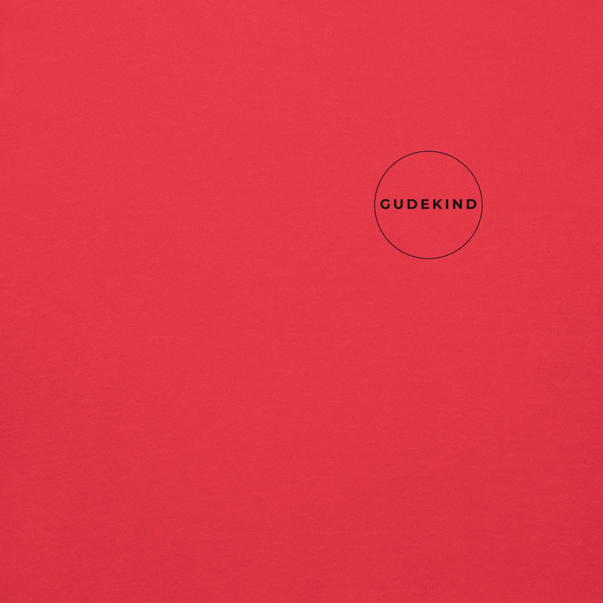 Gudekind Mainhattan Hoodie mit Markenlogo Front und Koordinaten Backprint, minimalistisches Frankfurt Stadtteil Design