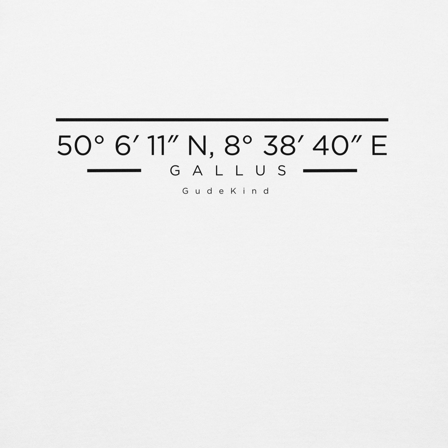 Minimalistischer Hoodie mit Gallus-Koordinaten auf der Brust – Local Pride Frankfurt