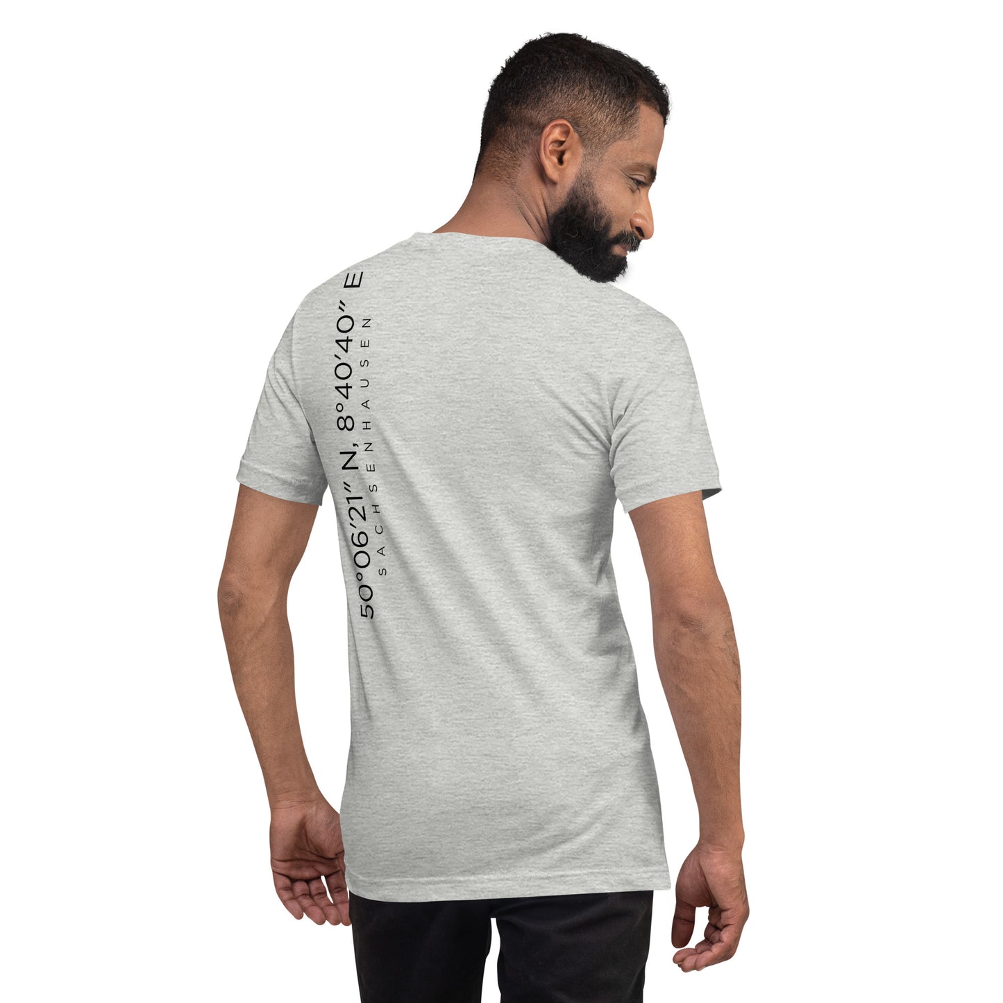 Local Pride T-Shirt mit Backprint – Koordinaten Frankfurt Sachsenhausen