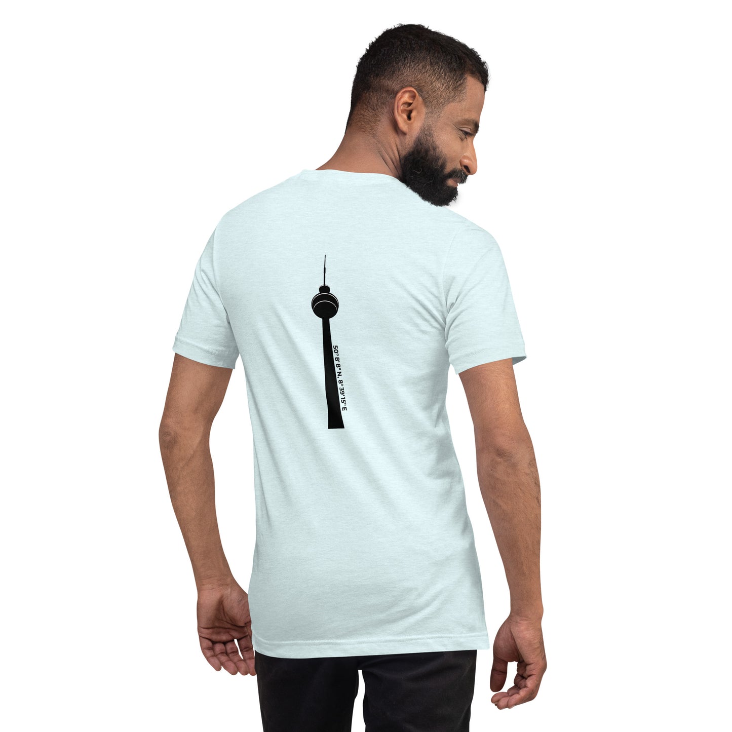T-Shirt Rückseite mit Koordinaten und Stadtteilname Ginnheim – minimalistisches Frankfurt Design