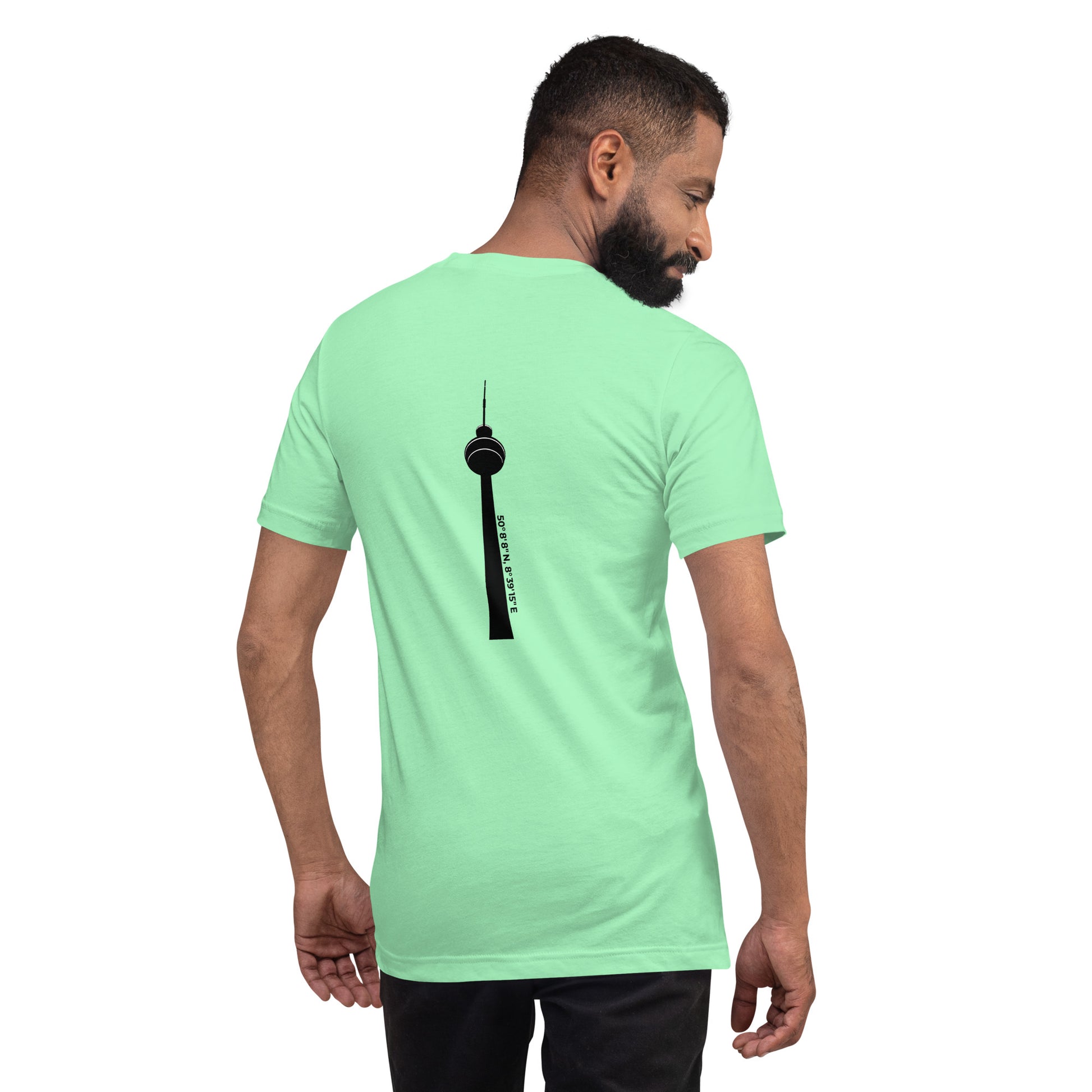 T-Shirt Rückseite mit Koordinaten und Stadtteilname Ginnheim – minimalistisches Frankfurt Design
