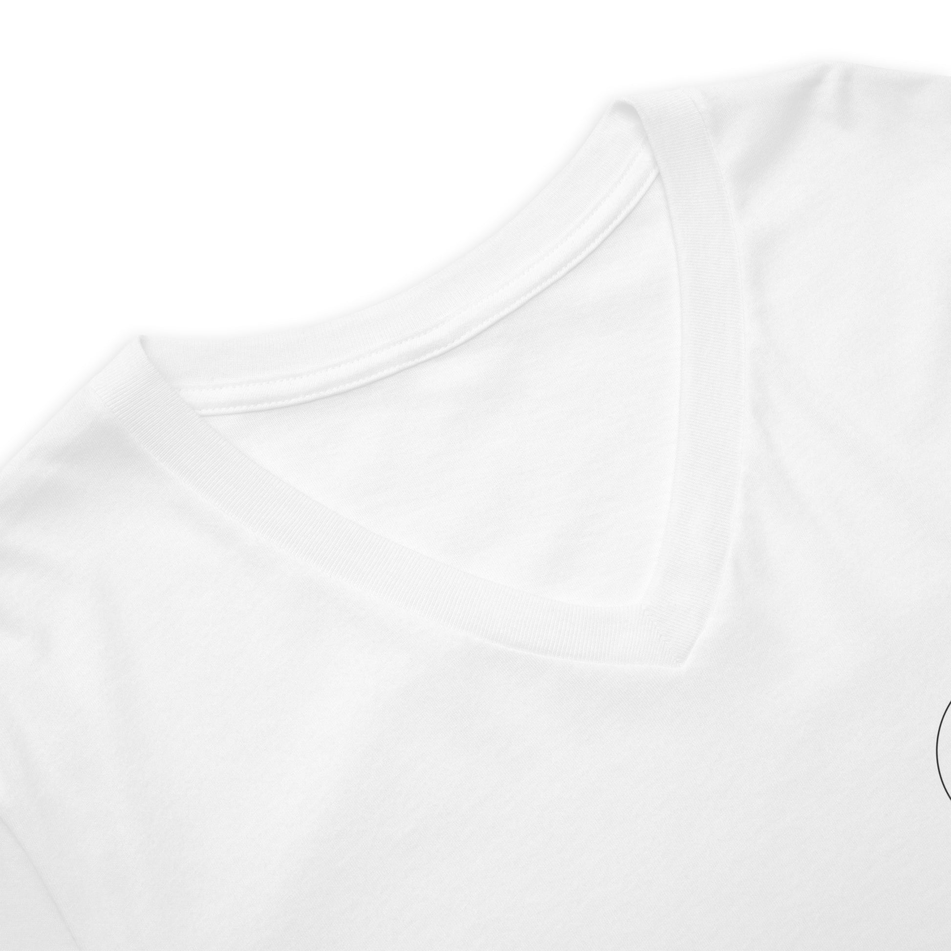 Frankfurt Mainhattan V-Neck Shirt mit minimalistischem Frontprint – Gudekind Local Pride