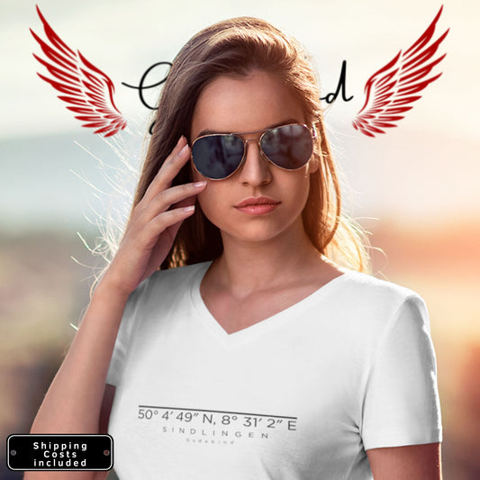 Frankfurt Sindlingen V-Neck Shirt mit minimalistischem Frontprint – Gudekind Local Pride