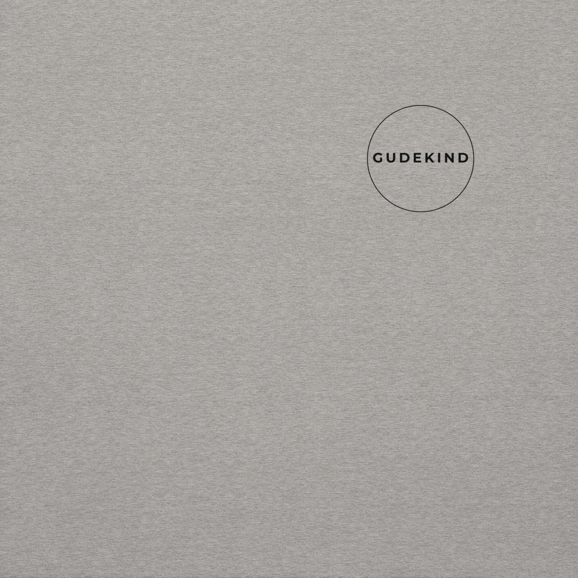 Gudekind Alt-Sachsenhausen Hoodie mit Markenlogo Front und Koordinaten Backprint, minimalistisches Frankfurt Stadtteil Design