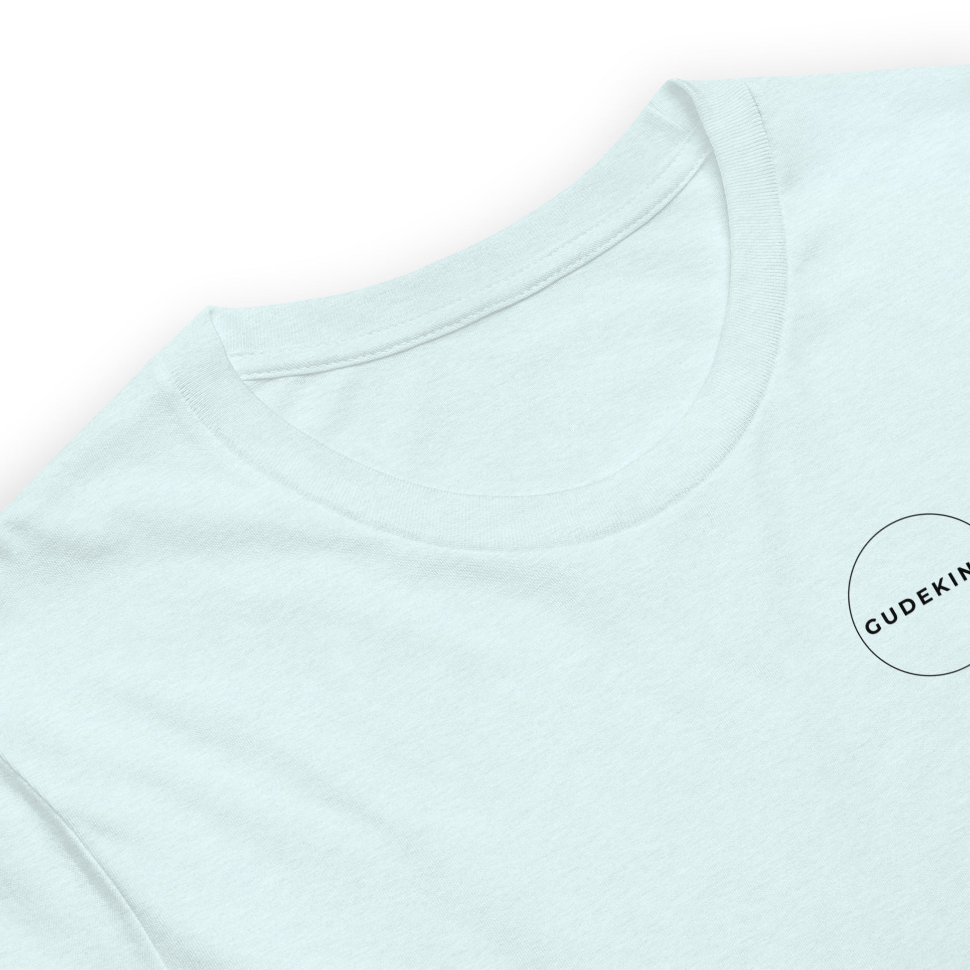 Detailansicht T-Shirt Material – weiche Baumwolle mit sauberer Nahtverarbeitung