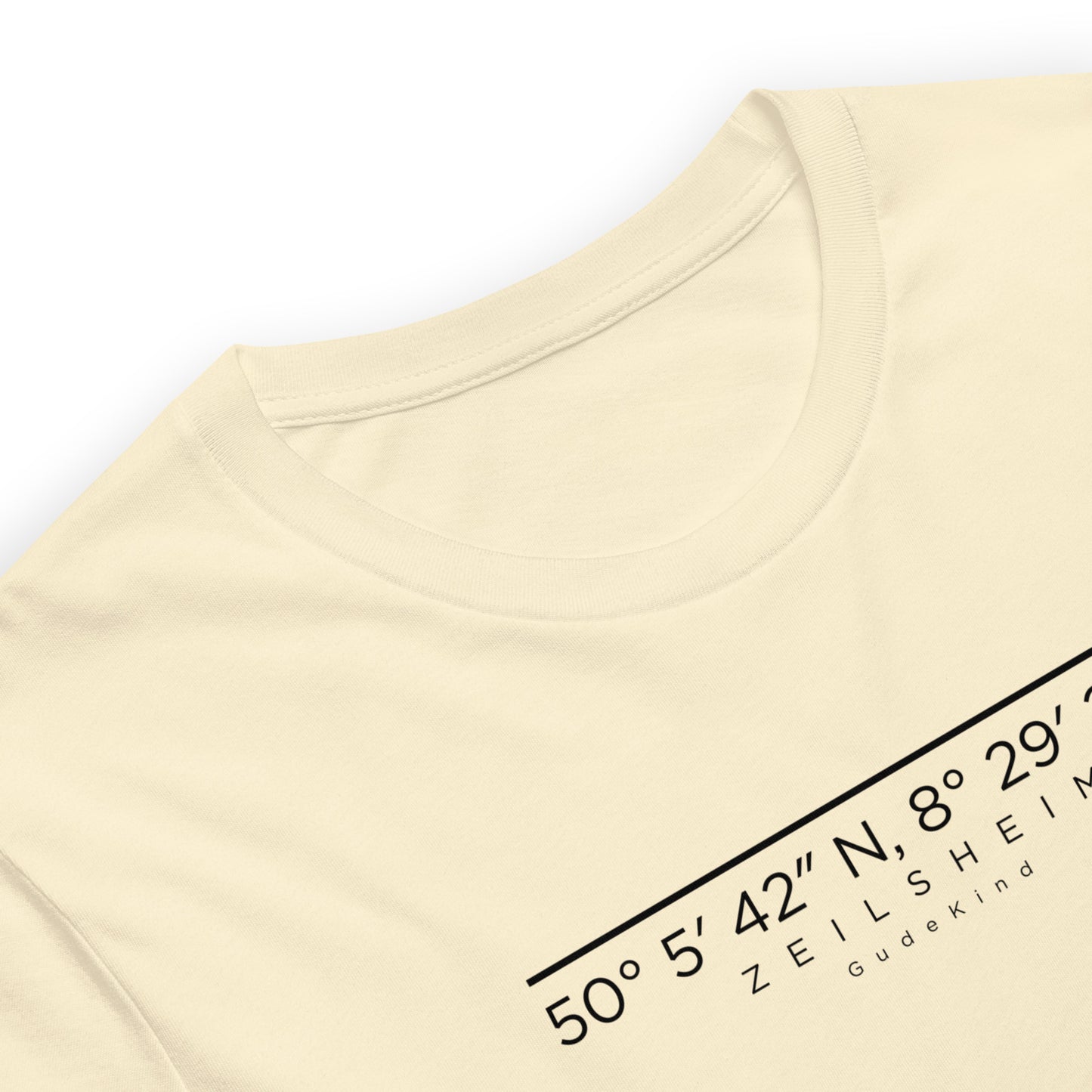 Person trägt Zeilsheim T-Shirt Frankfurt minimalistisch Gudekind